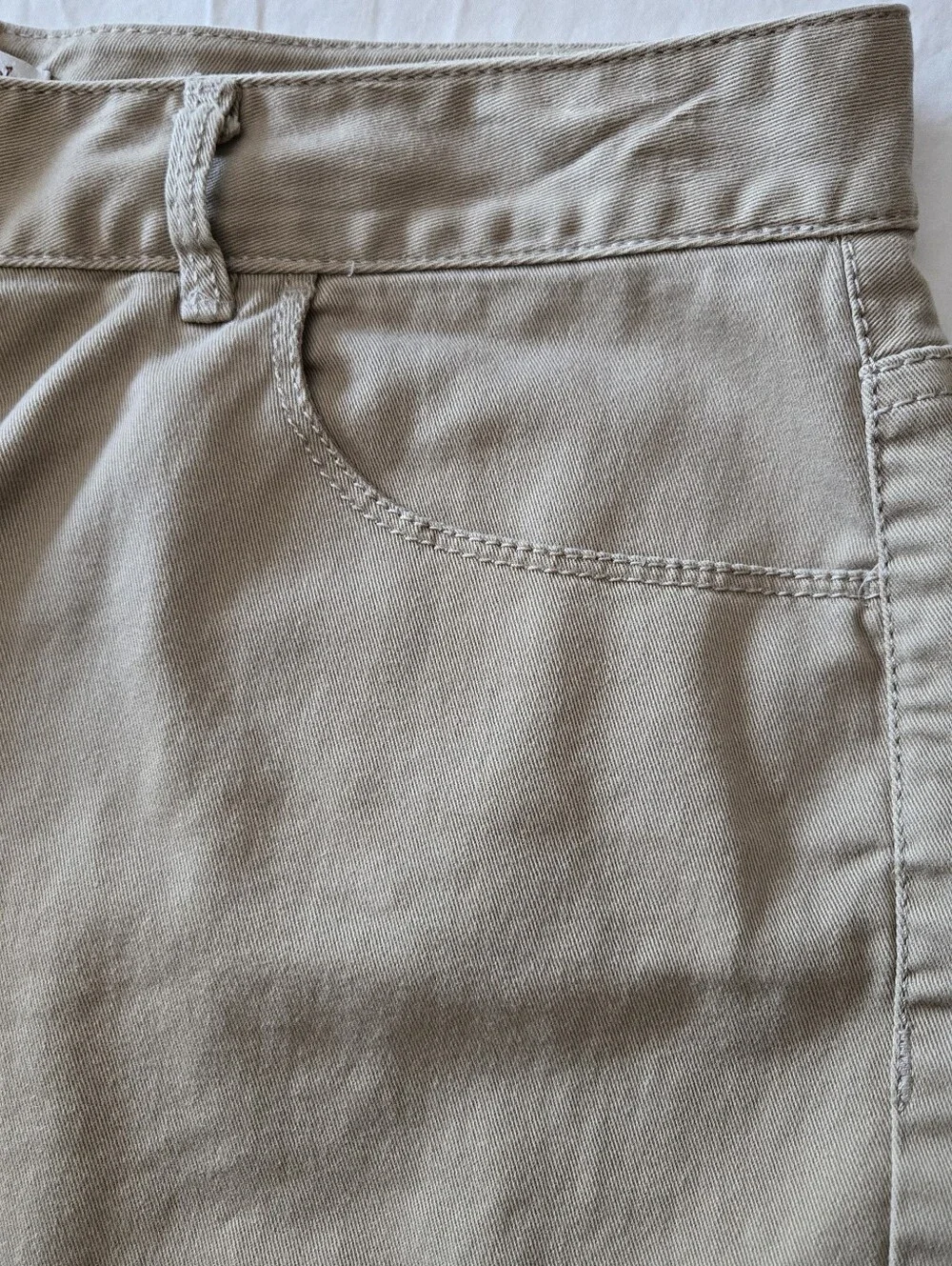 Coldwater Creek Natural Fit Bermuda Shorts Womens 12 Khaki